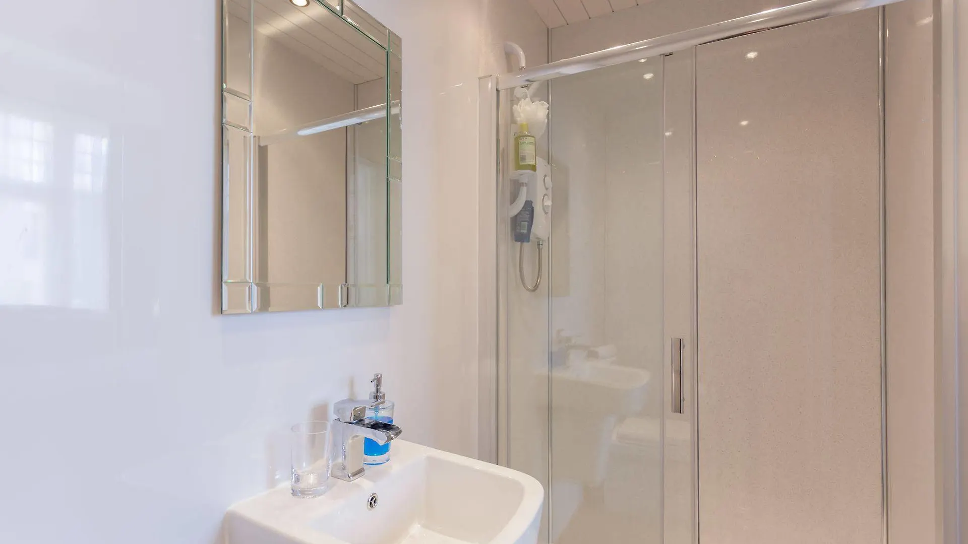 ***  Kingsley Guest House Edimburgo Reino Unido